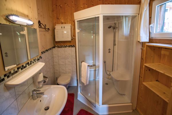 Badezimmer - Feriendorf Hohentauern
